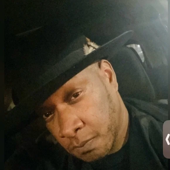 @2Blackfashion IS LIVE $5 DOLLAHOLLA Marathon!